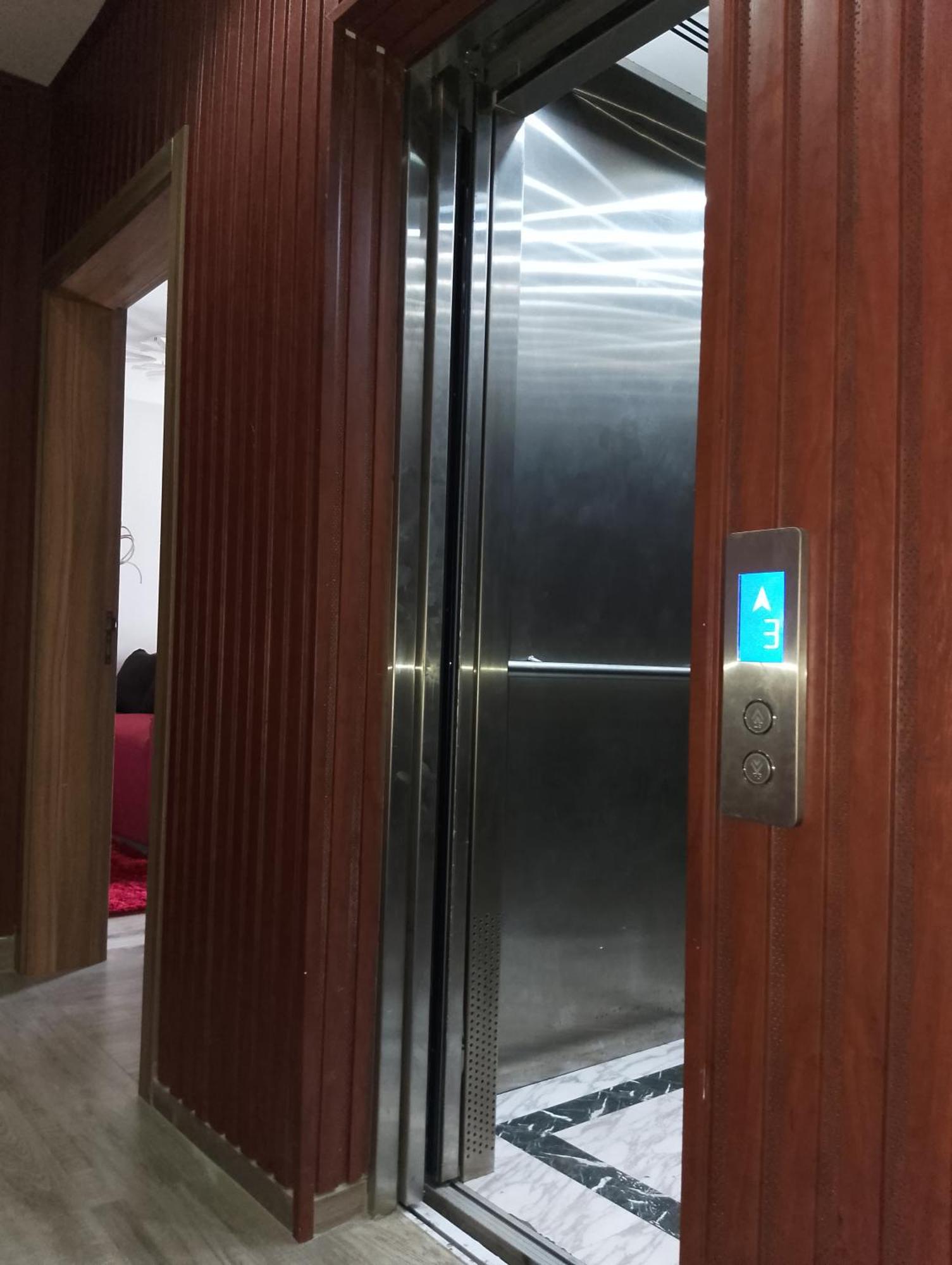 Apartamento Elegant Et Securise A Proximite De La De Ngor Dakar